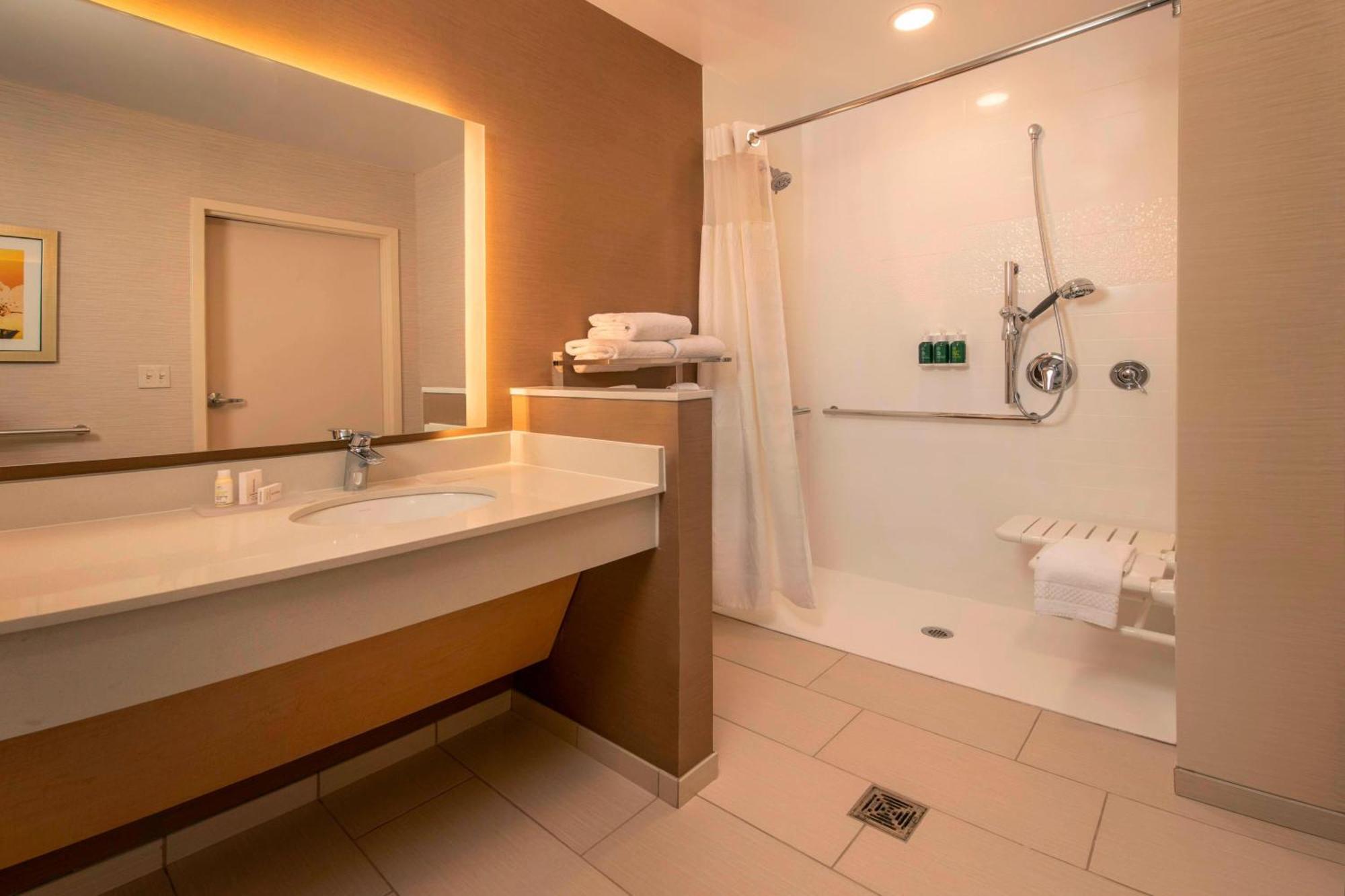 Fairfield Inn & Suites By Marriott Harrisburg International Airport Middletown  Eksteriør billede